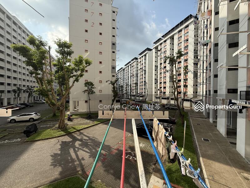 HDB Flat for Sale, 774 Yishun Avenue 3, SGD 420,000 | 99-year lease