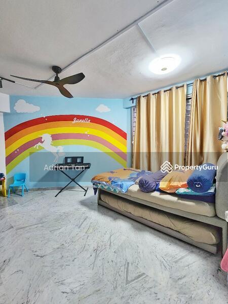 HDB Flat for Sale, 302 Yishun Central, SGD 670,000 | 99-year lease