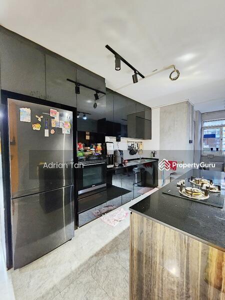 HDB Flat for Sale, 302 Yishun Central, SGD 670,000 | 99-year lease