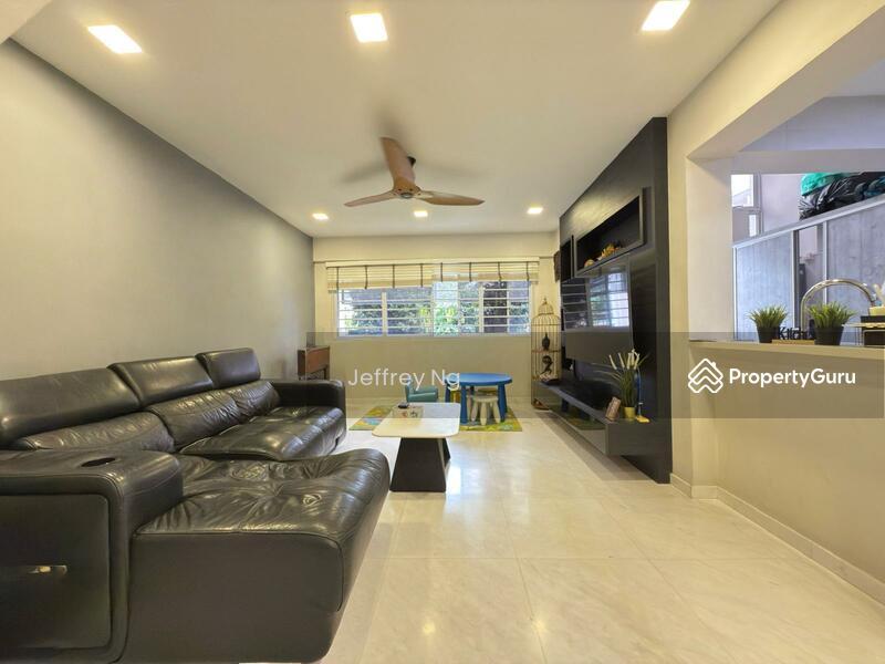 Prop-GPT: HDB Flat: D19  535 Serangoon North Avenue 4