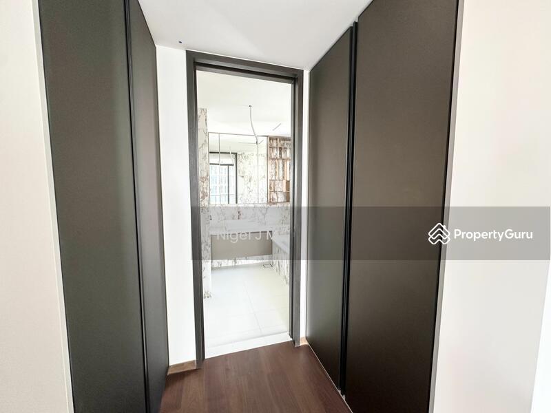 Condominium for Sale: D09, 239588