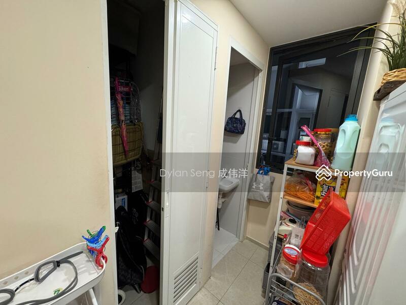 Condominium for Sale, iNz Residence, SGD 1,515,000 | 99-year lease