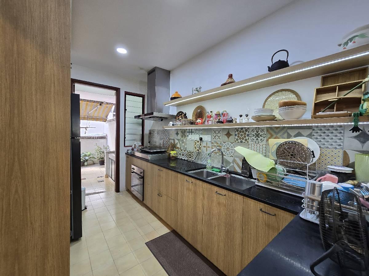 Tanah Merah Green stunning inter terrace Terraced House For Sale, $3,300,000, 5 Bed 5 Bath 3,000 sqft $2,020.00 psf
