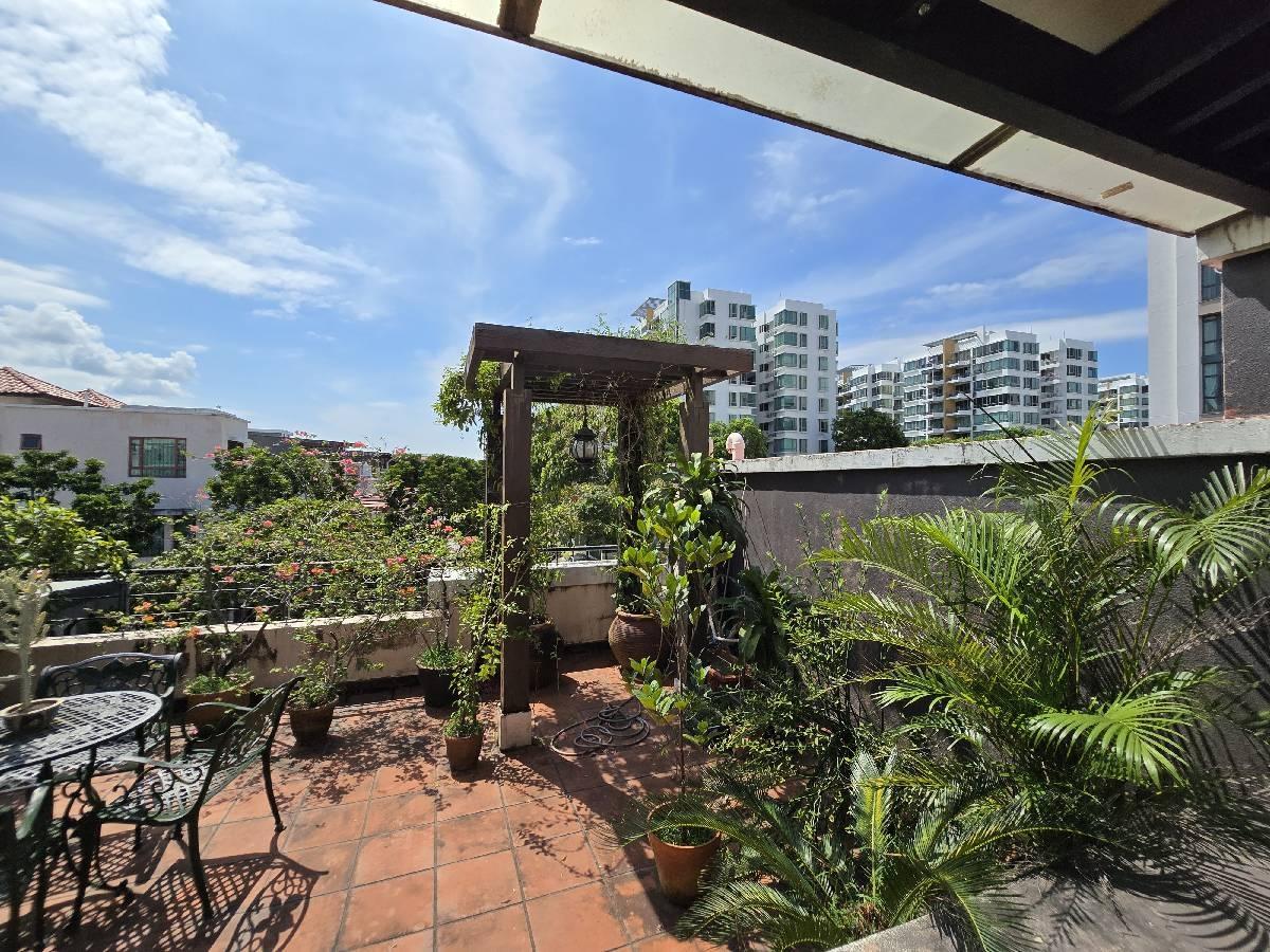 Tanah Merah Green stunning inter terrace Terraced House For Sale, $3,300,000, 5 Bed 5 Bath 3,000 sqft $2,020.00 psf