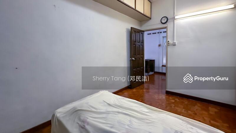 Corner Terrace for Sale: D19, 550000