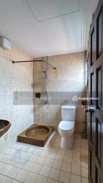 Corner Terrace for Sale: D19, 550000