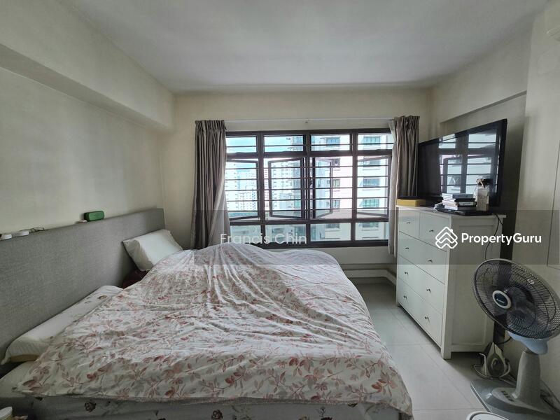HDB Flat for Sale, 652 Senja Link, SGD 868,888 | 99-year lease