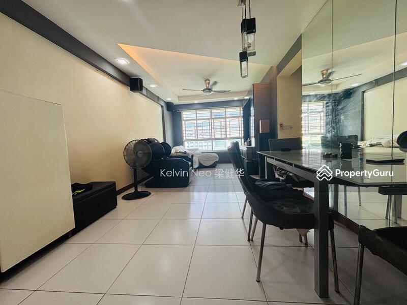 HDB Flat for Sale, 426C Yishun Avenue 11, SGD 598,000 | 99-year lease