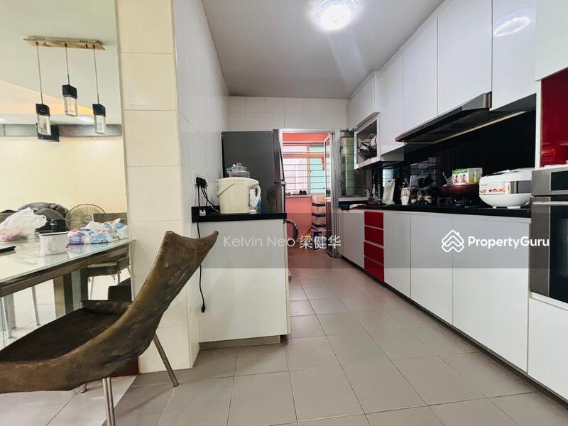 HDB Flat for Sale, 426C Yishun Avenue 11, SGD 598,000 | 99-year lease
