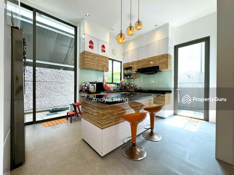 Serangoon Garden. Tastefully Renovated. Walk To MyVillage