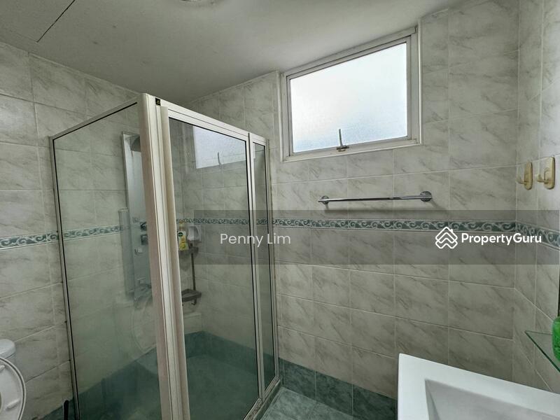 Corner Terrace for Sale: D16, 486000