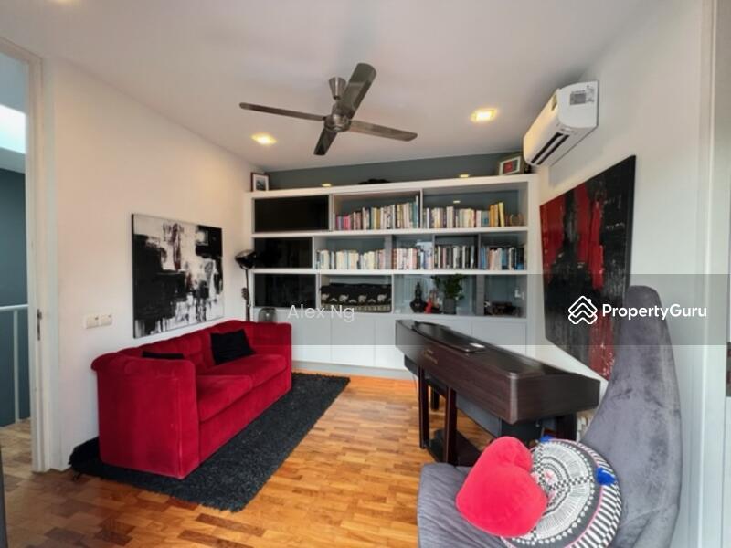 Semi-Detached for Sale, 2.5sty + Basement Semi-D , Contemporary, Pool, Move in, Unblock, SGD 6,990,000 | Freehold