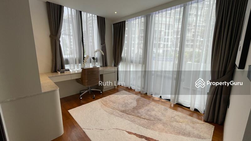 Corner Terrace for Sale: D17, 508000