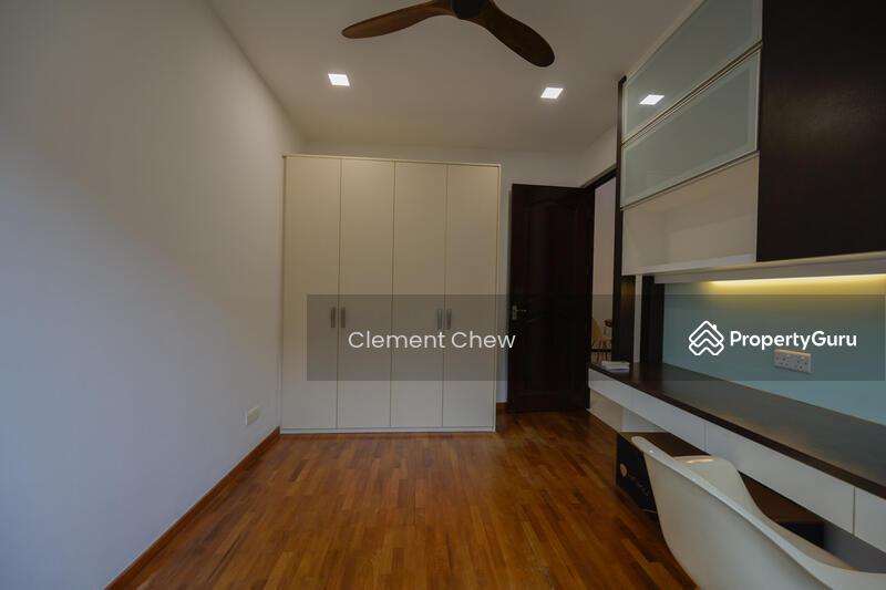 Semi-Detached for Sale: D19, 558190