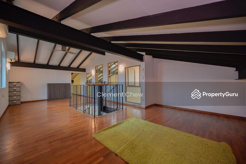 Semi-Detached for Sale: D19, 558190