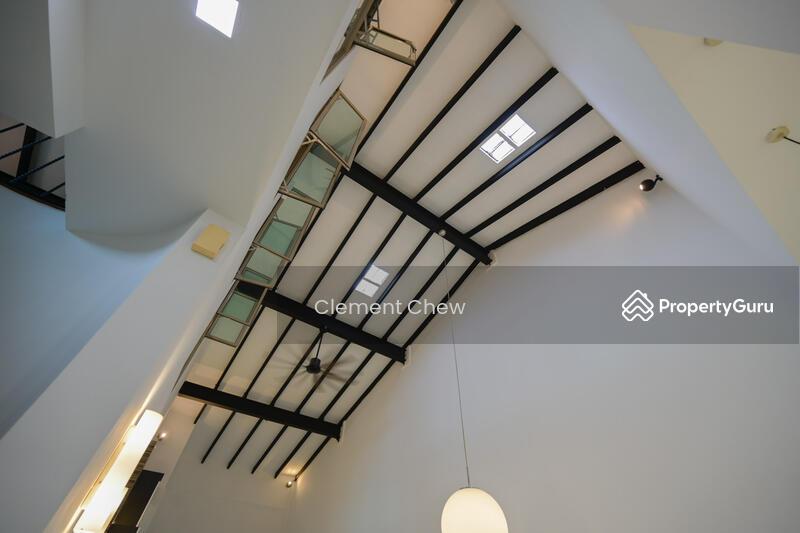 Semi-Detached for Sale: D19, 558190