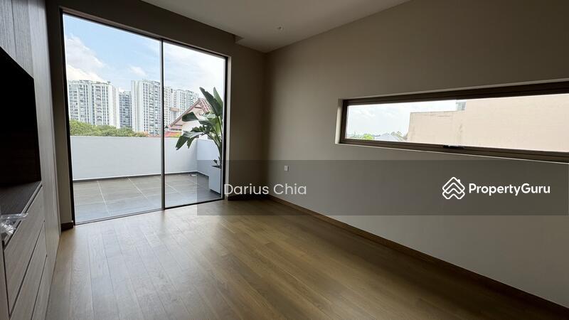 *Exclusive Listing! Brand New SD. High quality finishing European Design* @ Thomson Hill locale