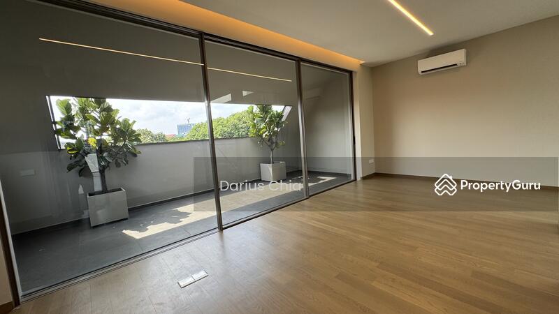 *Exclusive Listing! Brand New SD. High quality finishing European Design* @ Thomson Hill locale