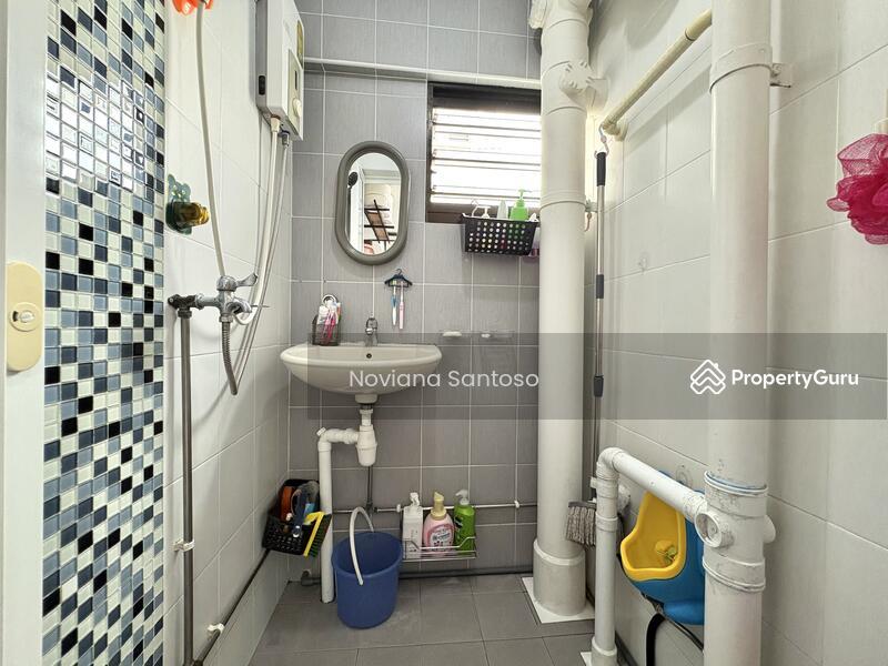 HDB Flat for Sale, 222 Lorong 8 Toa Payoh, SGD 499,000 | 99-year lease