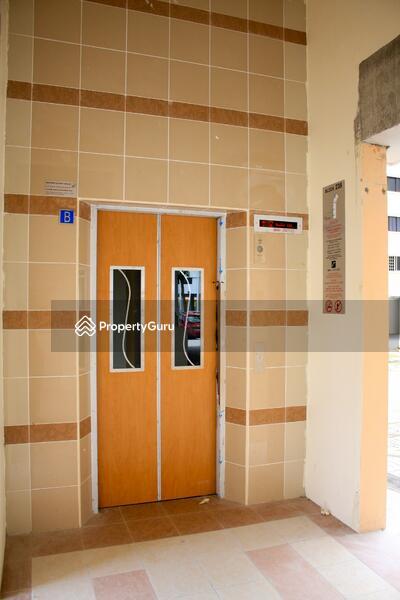 HDB Flat for Sale, 238 Yishun Ring Road, SGD 720,000 | 99-year lease