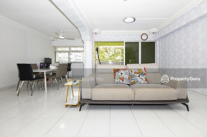Prop-GPT: HDB Flat: D25  415 Woodlands Street 41