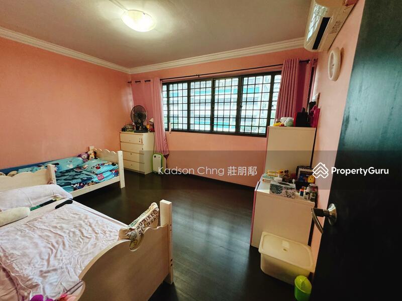 HDB Flat for Sale: D12, 330053