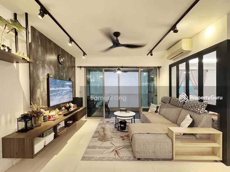 Prop-GPT: HDB Flat: D19  475C Upper Serangoon Crescent