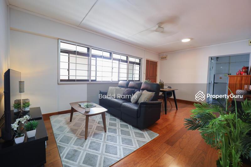 Prop-GPT: HDB Flat: D19  194 Rivervale Drive
