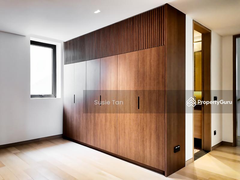 Semi-Detached for Sale: D19, 559749