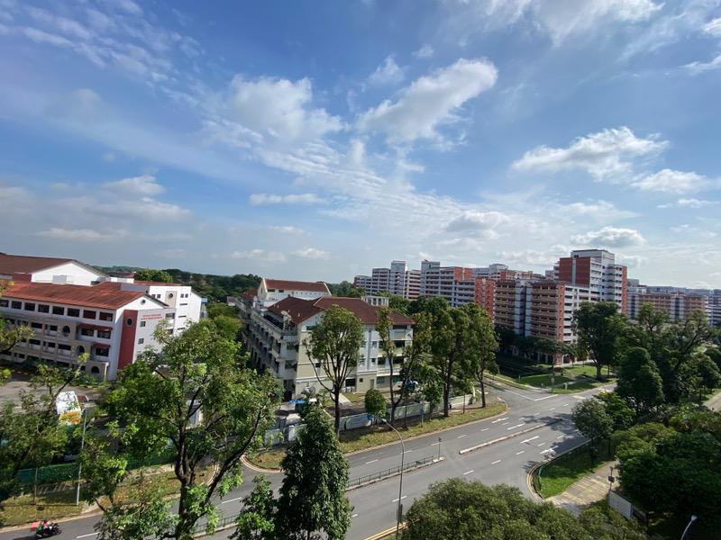 HDB Apartment for Sale, 425 Choa Chu Kang Avenue 4 HDB Apartment For Sale, $555,000, 3 Bed 2 Bath 1,119 sqft $496.00 psf, SGD 555,000 | 99-year Leasehold