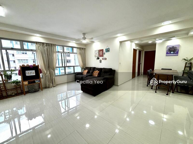 Prop-GPT: HDB Flat: D19  163A Rivervale Crescent