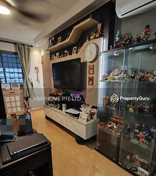 HDB Flat for Sale, 296 Tampines Street 22, SGD 480,000 | 99-year lease