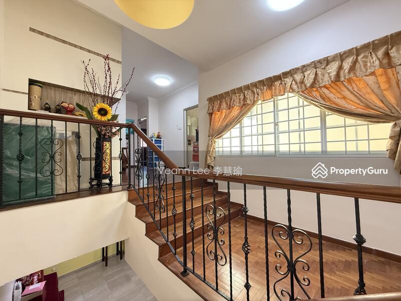 Terrace for Sale: D19, 545539