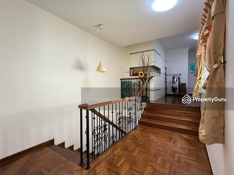 Terrace for Sale: D19, 545539