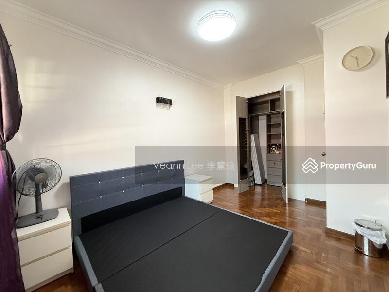 Terrace for Sale: D19, 545539
