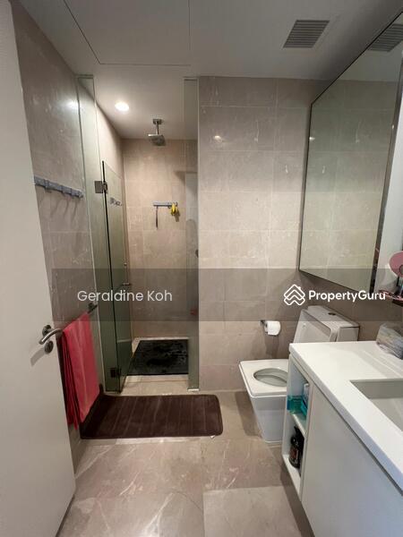 Kingsford Hillview Peak