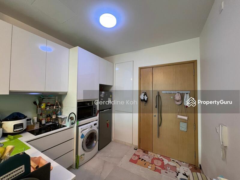 Kingsford Hillview Peak