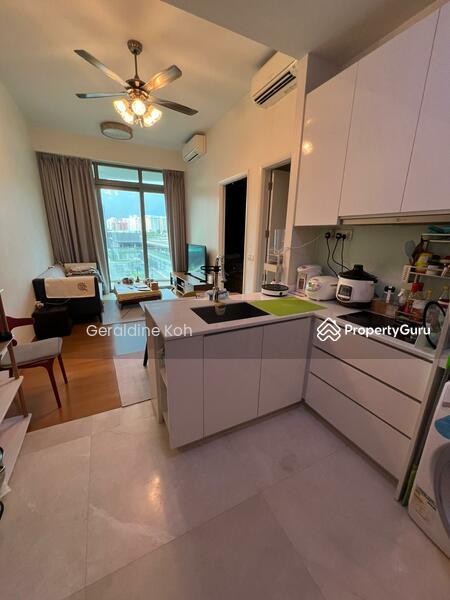 Kingsford Hillview Peak