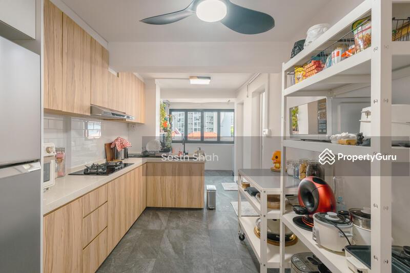 HDB Flat for Sale, 44 Telok Blangah Drive, SGD 450,000 | 99-year lease