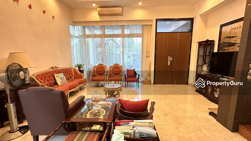 Prop-GPT: Corner Terrace: D28  Mimosa Terrace