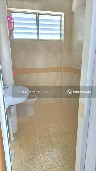 HDB Flat for Sale, 116 Yishun Ring Road, SGD 560,000 | 99-year lease