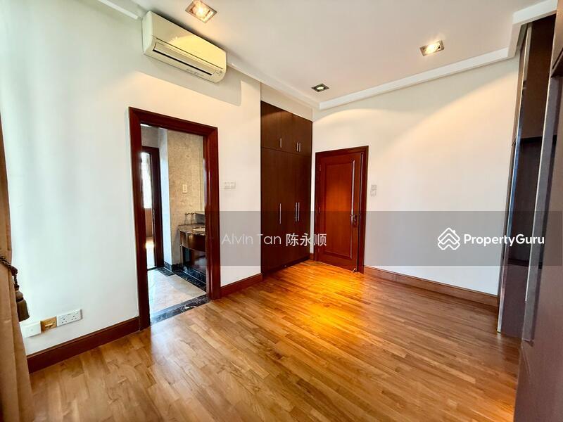 Condominium for Sale: D10, 259885