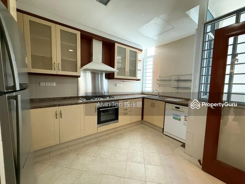 Condominium for Sale: D10, 259885