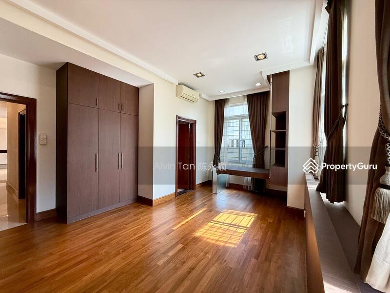 Condominium for Sale: D10, 259885