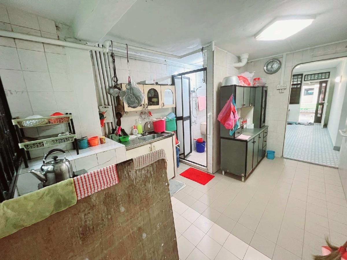 HDB Apartment for Sale, 59 Lorong 5 Toa Payoh HDB Apartment For Sale, $388,888, 3 Bed 1 Bath 657 sqft $592.00 psf, SGD 388,888 | 99-year Leasehold