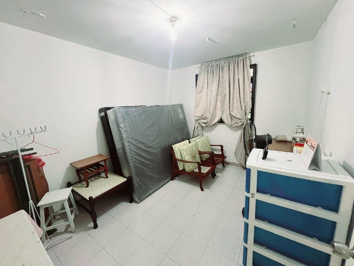 HDB Apartment for Sale, 59 Lorong 5 Toa Payoh HDB Apartment For Sale, $388,888, 3 Bed 1 Bath 657 sqft $592.00 psf, SGD 388,888 | 99-year Leasehold