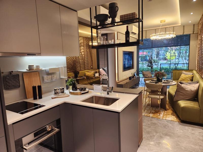 Condominium for Sale: D07, 188947