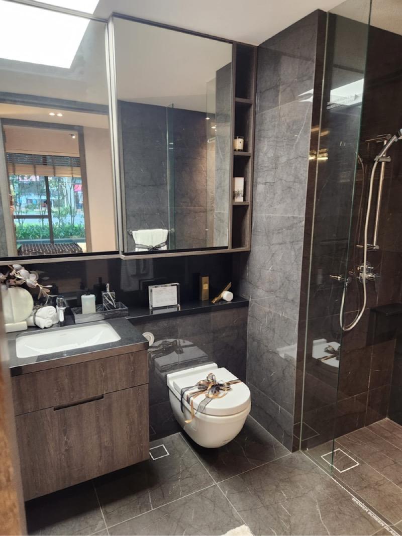 Condominium for Sale: D07, 188947