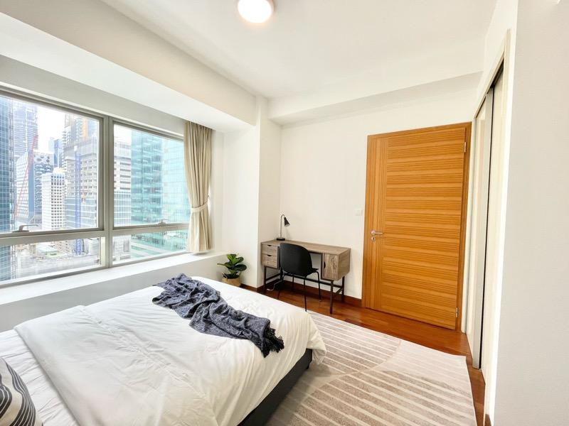 Condominium for Sale, The Sail @ Marina Bay Condominium For Sale, $1,799,999, 4 Bed 2 Bath 893 sqft $2,016.00 psf, SGD 1,799,999 | 99-year Leasehold