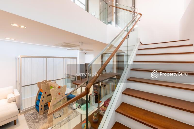 Terrace for Sale: D15, 423568